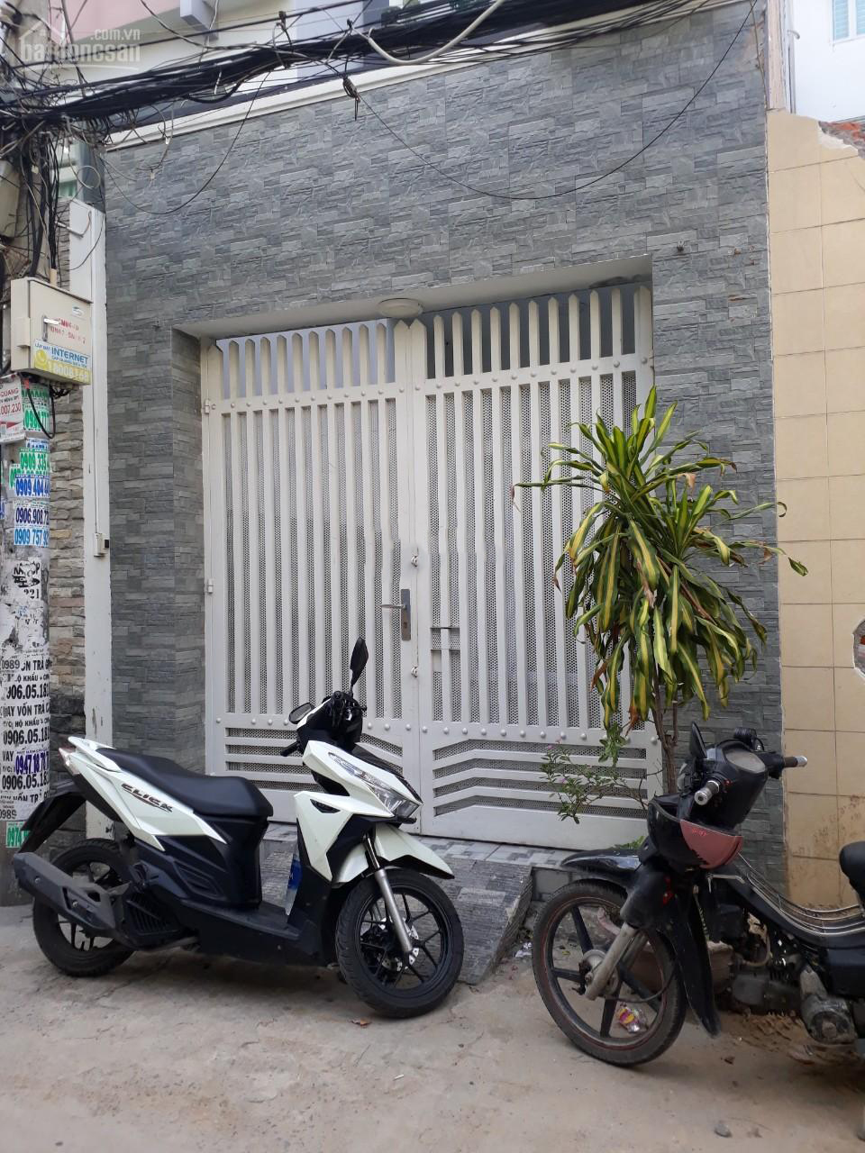 Cho thuê Nguyên căn HXT( 262/xx) Nguyễn Tiểu La,P.8,Q.10.